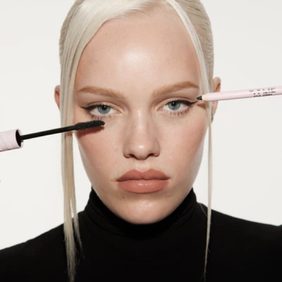 NEW IN BOX Kylie Kylash Eye Gift SET ~ both are black - Picture 4 of 11